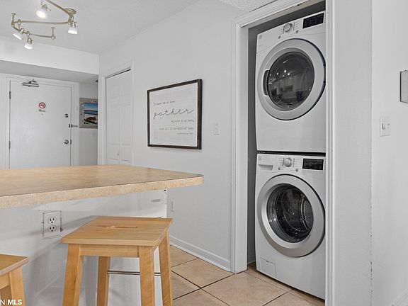 4th image of 949 W Beach Blvd #2403