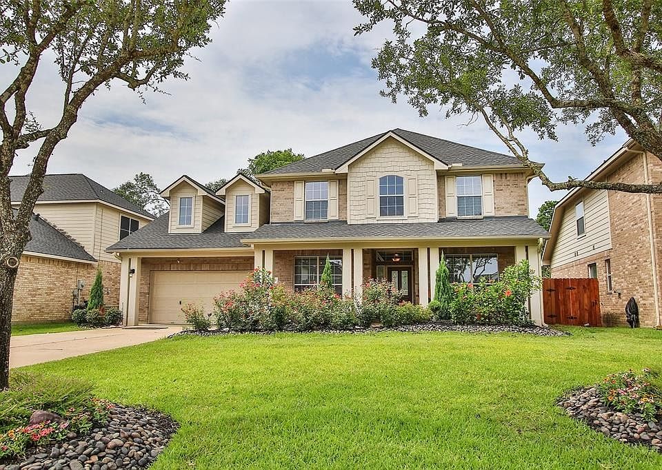 1st image of 15335 Stoneridge Park Ln