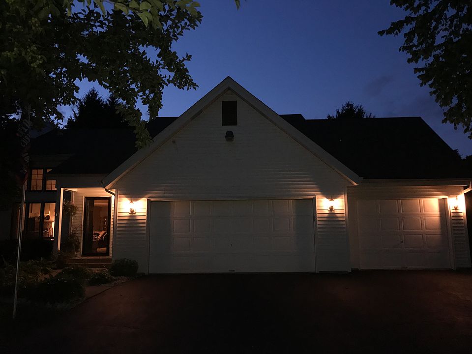 2nd image of 1135 Armstrong Ave