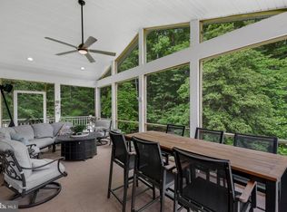 29542 Carol Ln, Mechanicsville, MD 20659