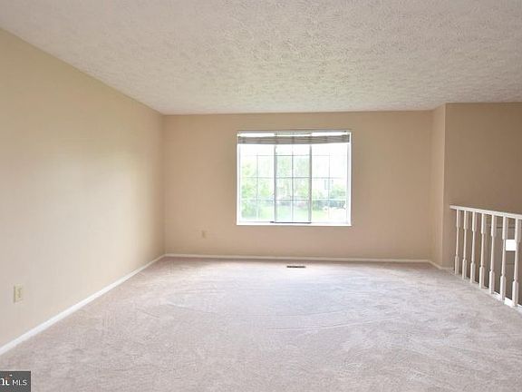 3rd image of 3033 Burchlawn St