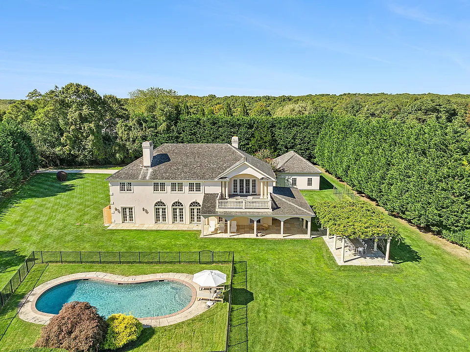 17 Jordan Dr