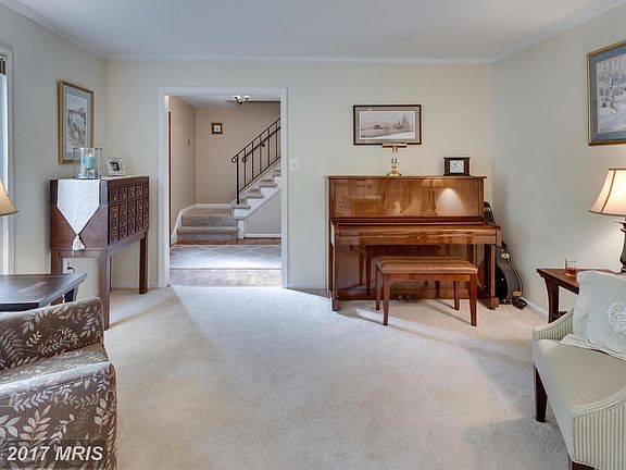 5th image of 10817 Broadwater Dr