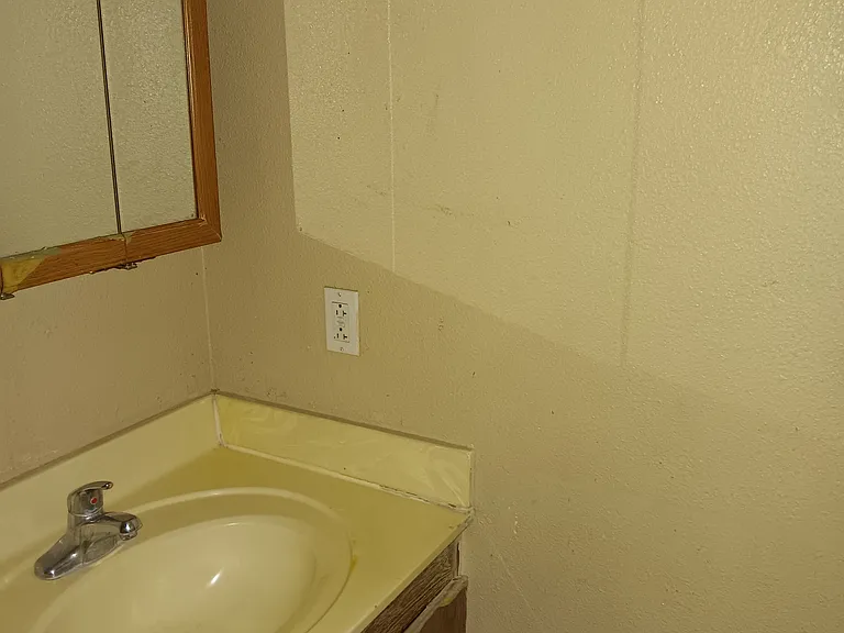 2304 Saturn Ave #B — Photo 8