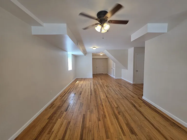 203 Halladay St #1 — Photo 4