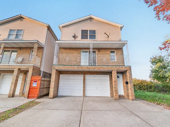 101 Oak St Floor 2, Bayonne, NJ 07002