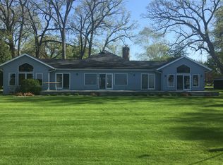 W5265 Bechaud Beach Dr, Fond Du Lac, WI 54935