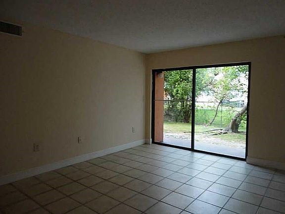 3rd image of 7115 NW 179th St APT 106