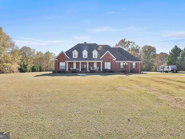 395 W McIntosh Rd, Brooks, GA 30205