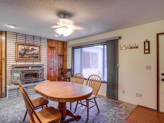 3rd image of 13509 Hillcrest Dr