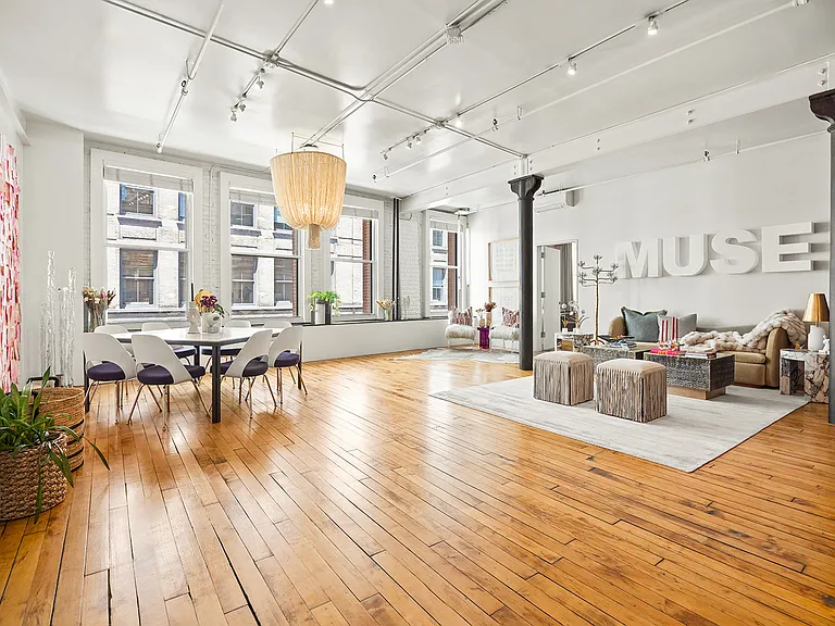 284 Lafayette St #5D — Photo 1