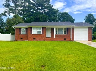 410 Linwood Dr, Jacksonville, NC 28546