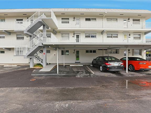 4th image of 1100 8th AVE S #213B