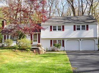 6 Sunset Hill Rd, Simsbury, CT 06070