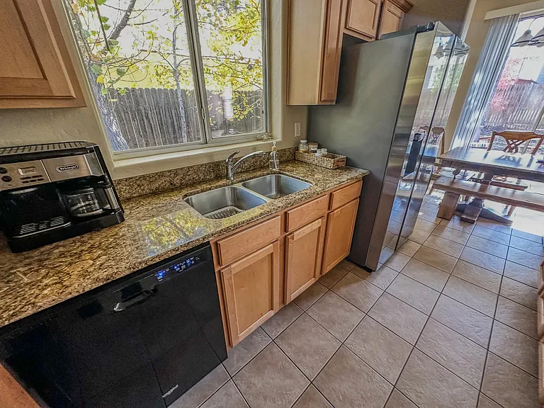 537 Nugget Trl — Photo 40