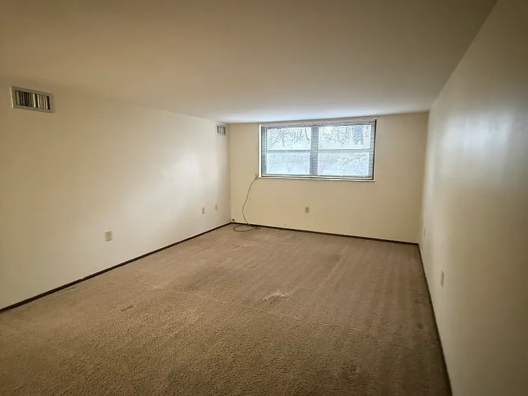 201 Baer Dr #2 — Photo 7