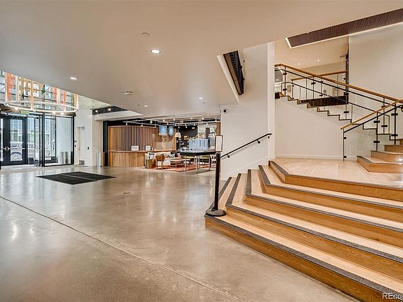 4th image of 1750 Wewatta St Unit 1005