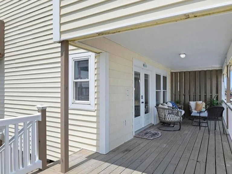 219 Seashore Dr #219 — Photo 20