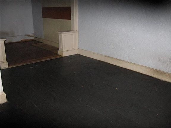 5th image of 123 Laidlaw Ave