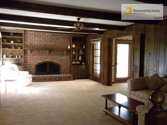 GR with entry into Breakfast RM. Walk-out to patio and large fenced backyard.