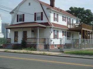 245 Hawkins St, Providence, RI 02904