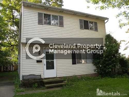 1st image of 38850 Lake Shore Blvd