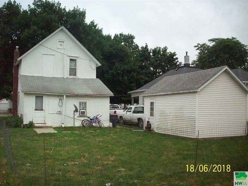2nd image of 319 Central Ave NW #0