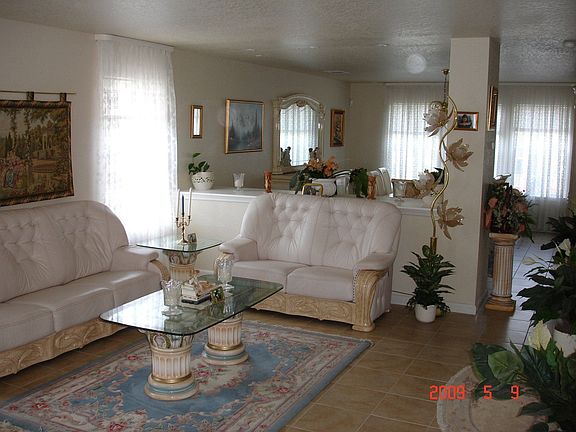 Formal Living 1