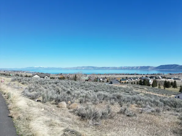 2910 S Country Club Way, Garden City, UT 84028