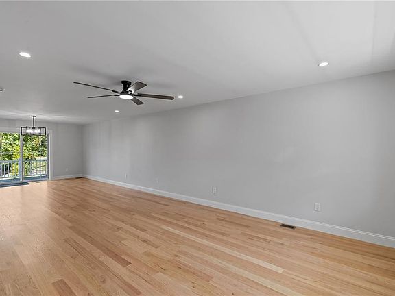 5th image of 73 Locust St E