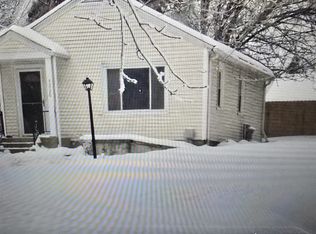 1326 25th St, Rockford, IL 61108