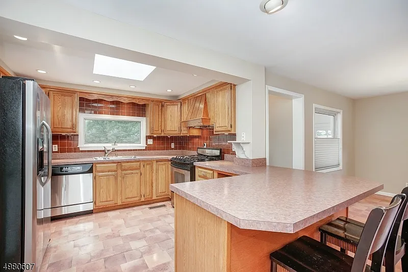 3 bed, 2.5 bath, $3,600 — Photo 4