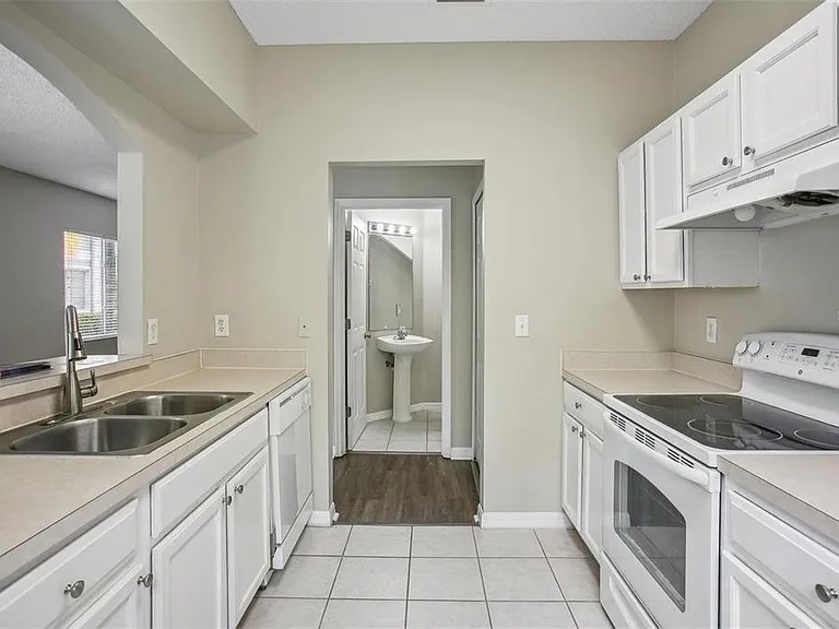 18181 Paradise Point Dr — Photo 18