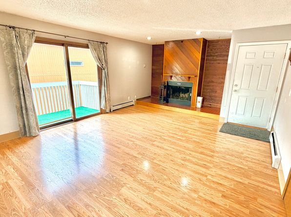 401 N Bliss St APT 3