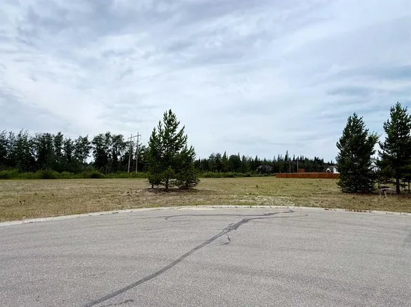 7956 Creekside Dr #1, Grande Prairie County No. 1, AB T8W 0L9