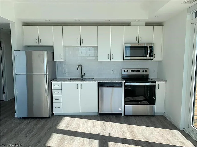 108 Garment St S #1608 — Photo 6