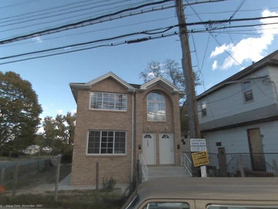 1st image of 11601 Farmers Blvd