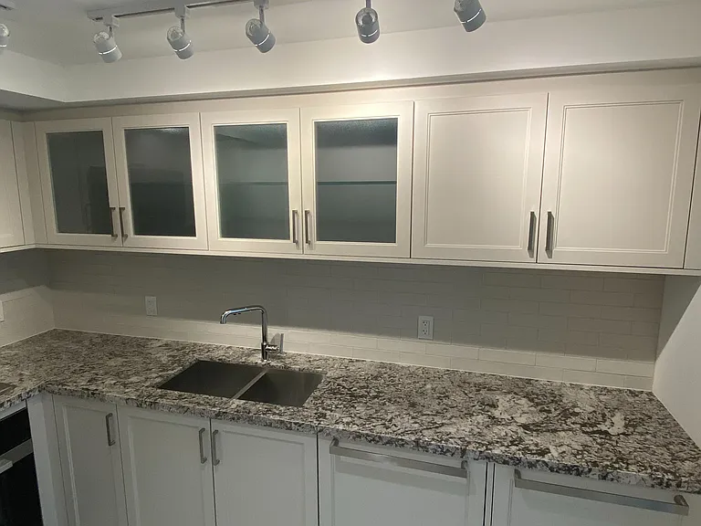 505 Glencairn Ave #302 — Photo 11