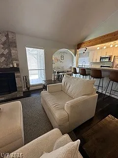 4053 Broadriver Dr — Photo 16