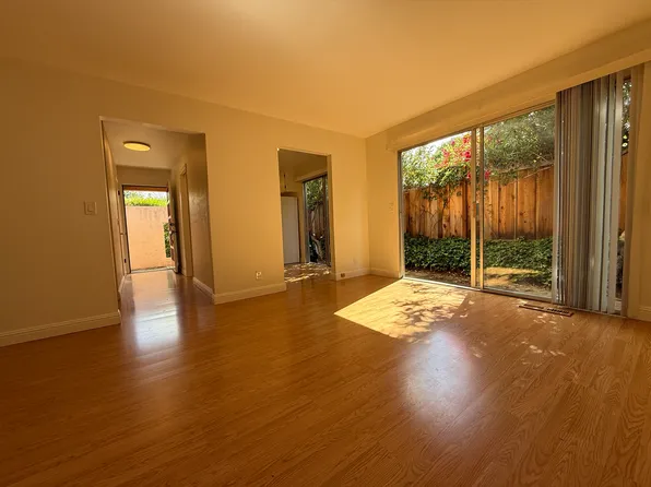 22841 Medina Ln #B, Cupertino, CA 95014