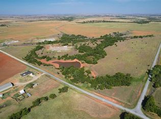 E 1090 & N2230 Rd, Clinton, OK 73601