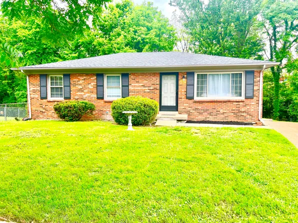 3813 Winding Brook Ct, Lexington, KY 40503