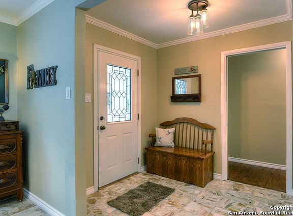 4th image of 9408 Bluebell Dr