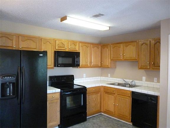 3rd image of 2726 Athis St