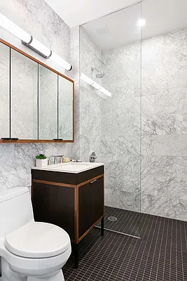 Sold by 184 Kent  | media 22