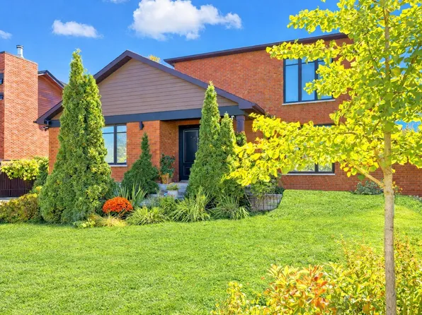 559 Avenue De Brixton, Saint Lambert, QC J4P 3A9