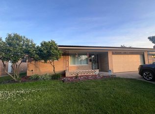 8490 Harder Dr, Warren, MI 48093