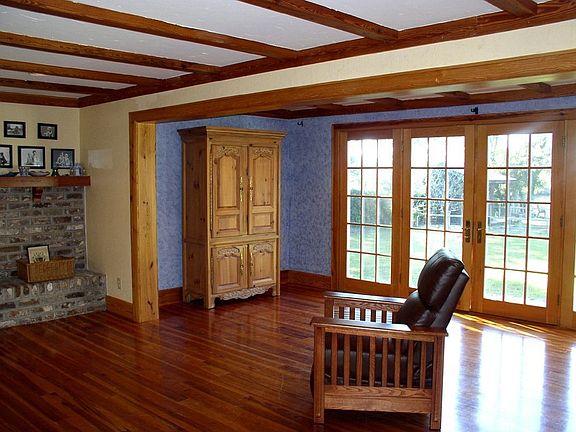 family room 