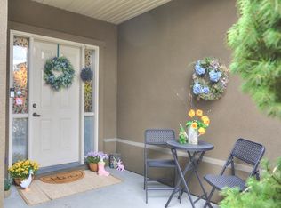 3871 Sonoma Pines Dr, Tsinstikeptum 9, BC V4T2Z5