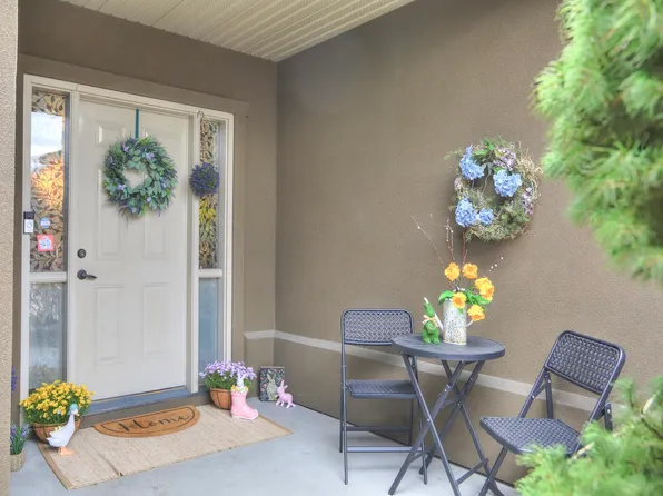 3871 Sonoma Pines Dr, Tsinstikeptum 9, BC V4T 2Z5